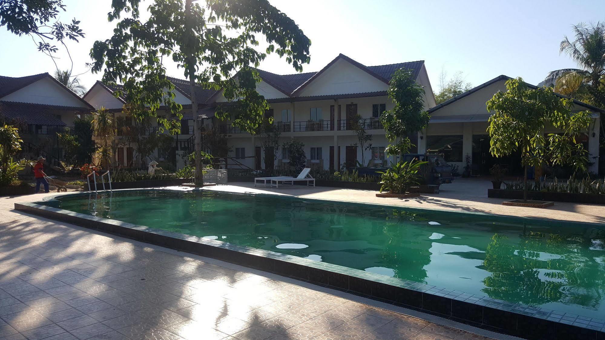 วังเวียง บูทิค โฮเต็ล Hotel ภายนอก รูปภาพ