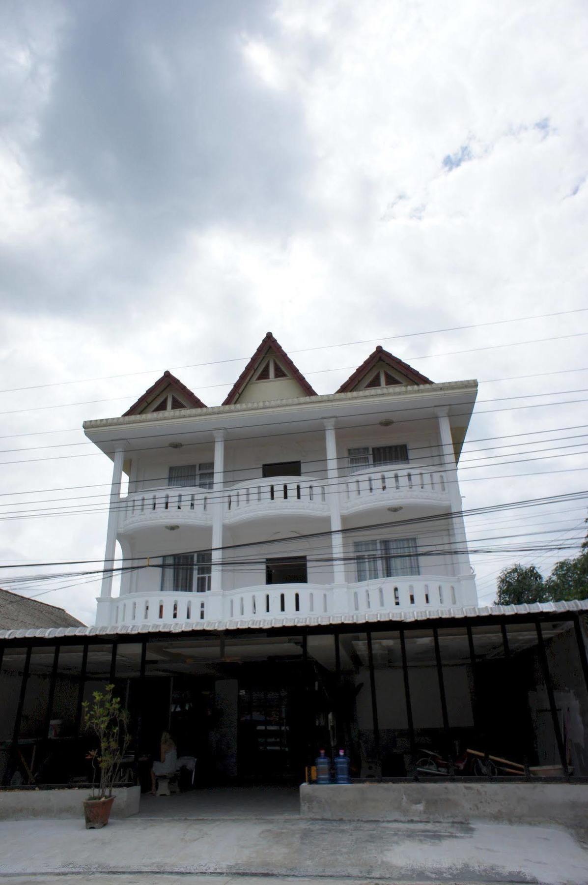 วังเวียง บูทิค โฮเต็ล Hotel ภายนอก รูปภาพ