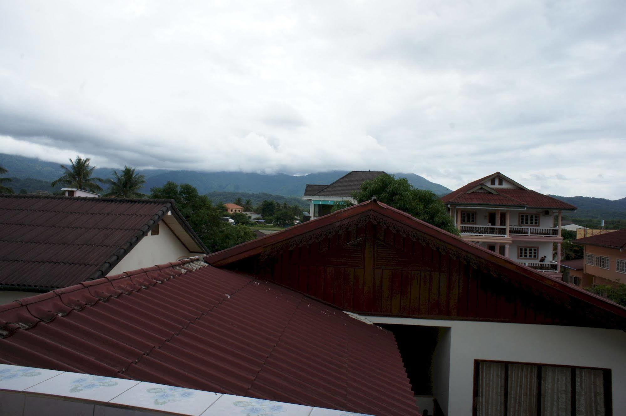 วังเวียง บูทิค โฮเต็ล Hotel ภายนอก รูปภาพ